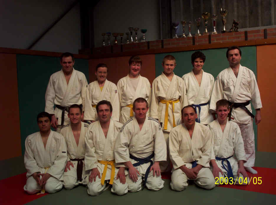 une partie du cours de JUJITSU