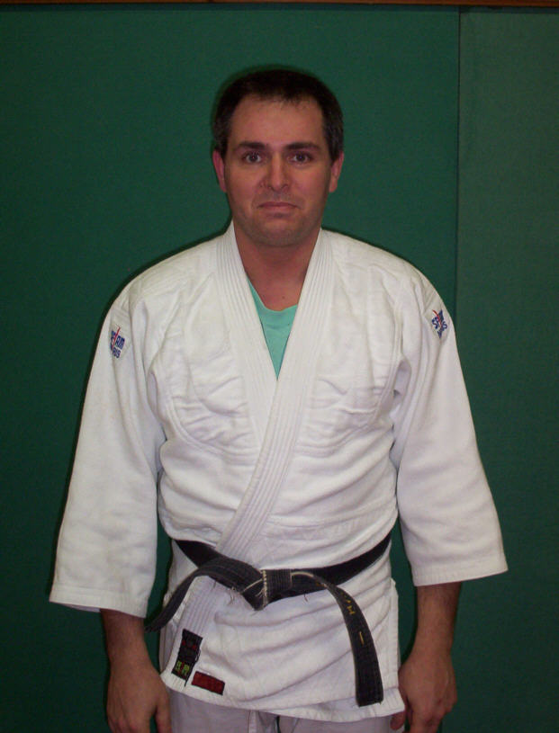 REMI LONGER / Ceinture noire 2 Dan,Enseigne le judo depuis 22 ans (Covigny, Amblainville, Andeville),9 chanpionnats de FRANCE:Une fois 2e,une fois 7me.3 me France en UNSS. Prselectionn pour le championnat d'Europe en 1983. n en 1965
